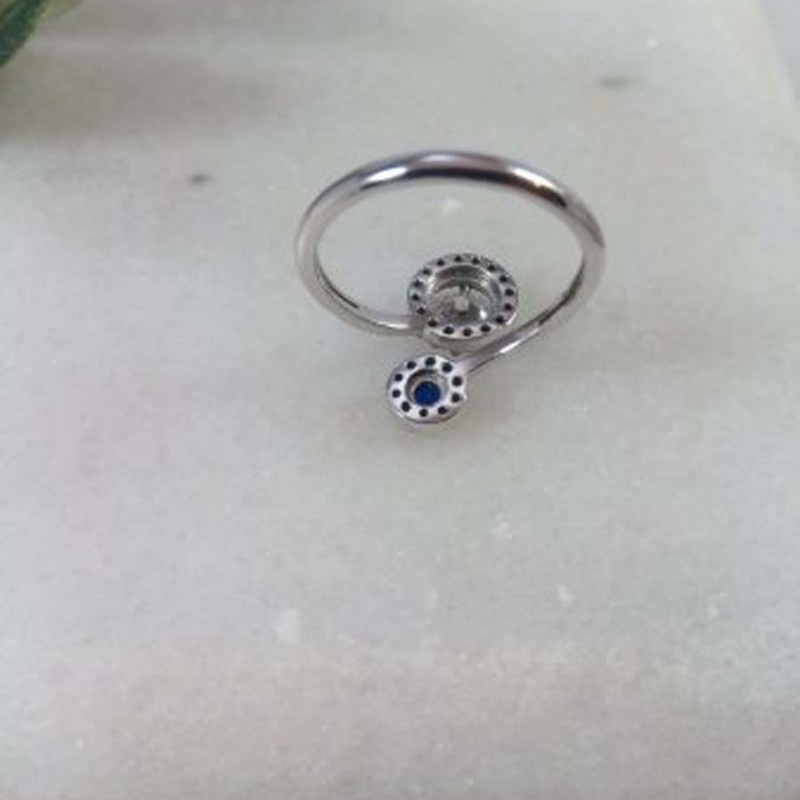Ring with Rosettes in K14 Rings